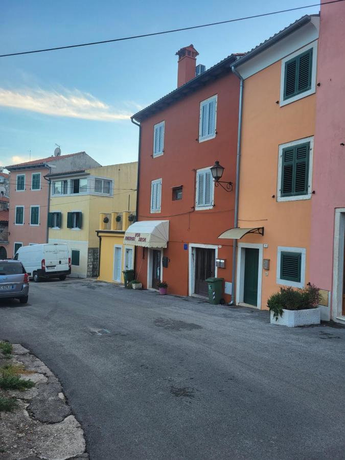 Apartment Babbo 罗维尼 外观 照片